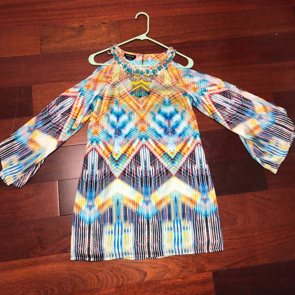 Bebe Satin multicolored dress with cold shoulder